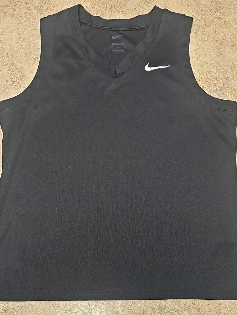 Nike Women's Black Athletic V-Neck Tank